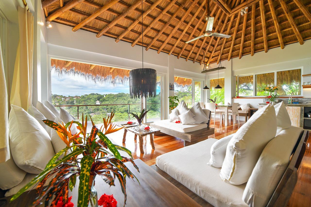 Diniview Villa Resort Balabag  Exterior photo